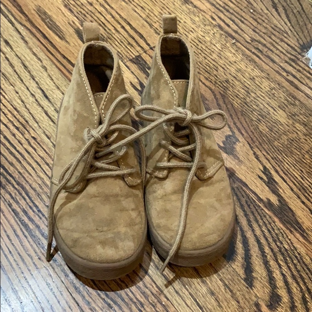 Boys Gap Suede shoes